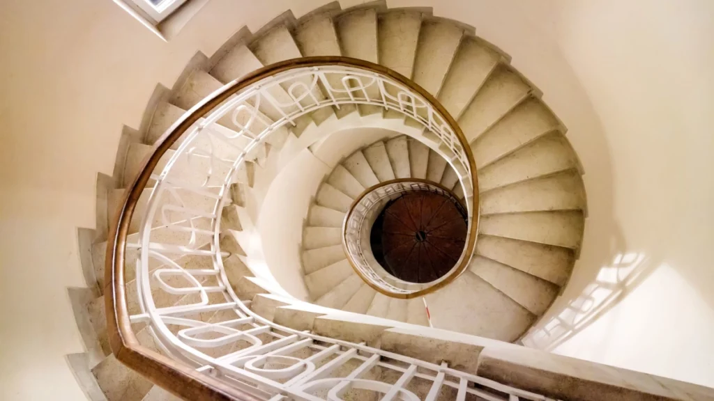 escalera de caracol